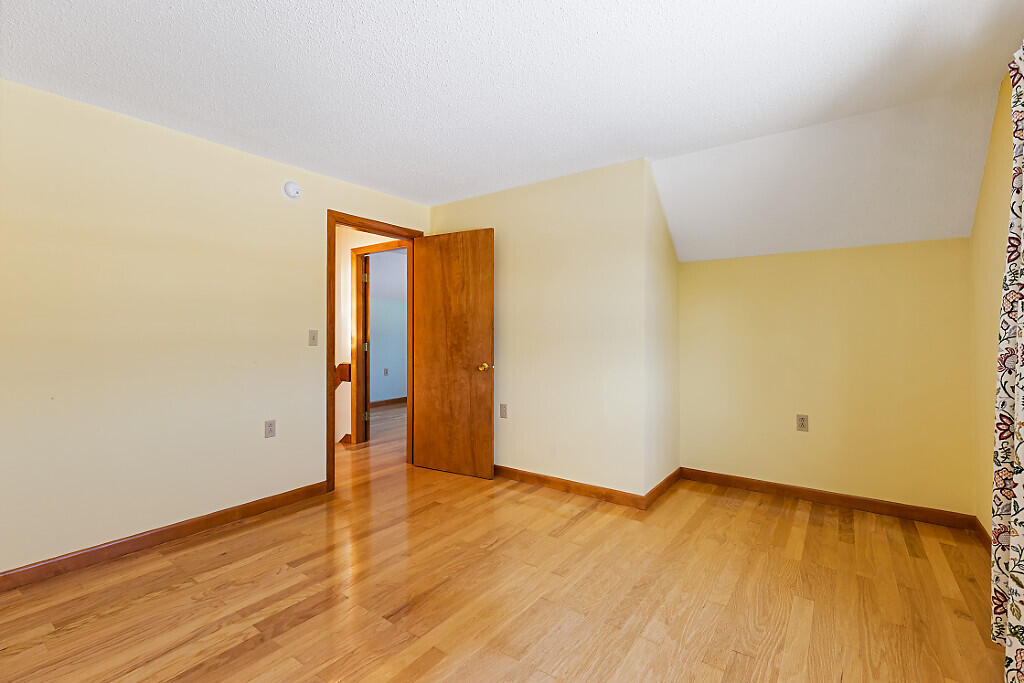 9 Snug Harbor Road Belgrade ME 04917