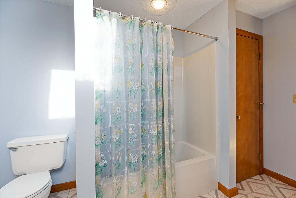 9 Snug Harbor Road Belgrade ME 04917