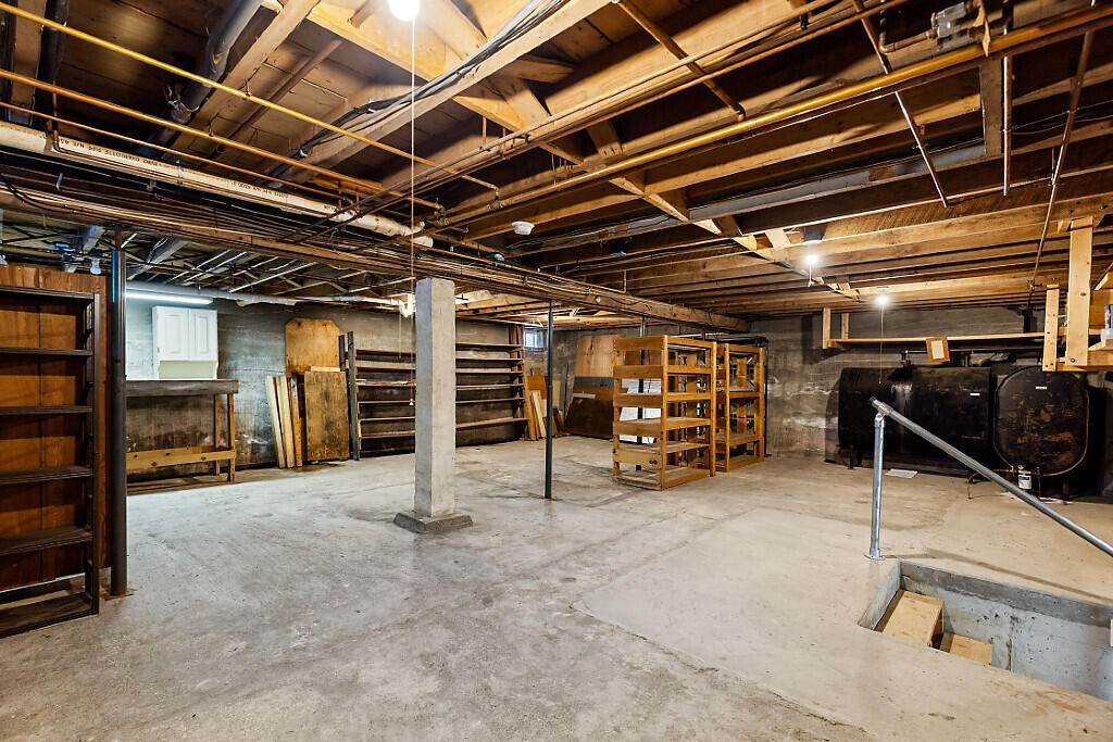 9 Snug Harbor Road Belgrade ME 04917