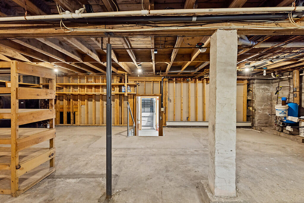 9 Snug Harbor Road Belgrade ME 04917