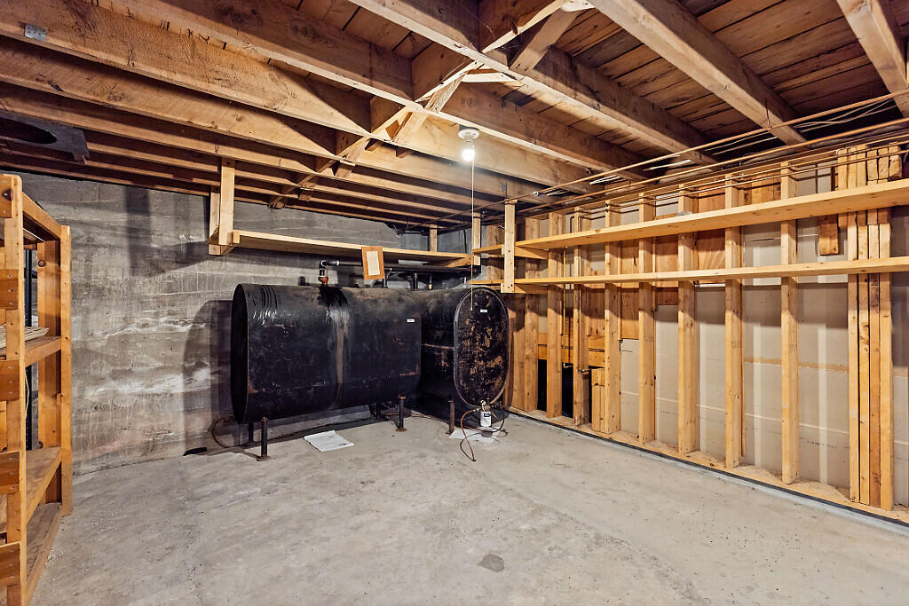 9 Snug Harbor Road Belgrade ME 04917