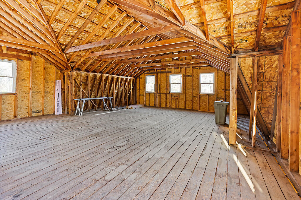 9 Snug Harbor Road Belgrade ME 04917