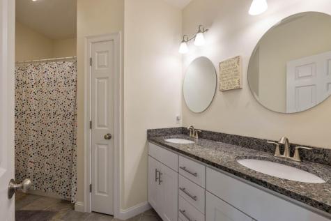 3 Mabry Lane Kennebunk ME 04043