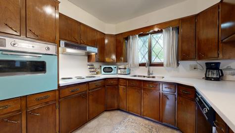 34 Pineland Street Lewiston ME 04240