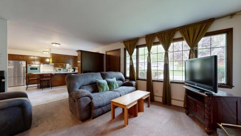 34 Pineland Street Lewiston ME 04240