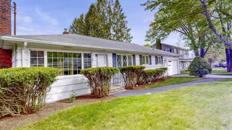 34 Pineland Street Lewiston ME 04240