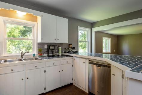 38 Louise Street Auburn ME 04210