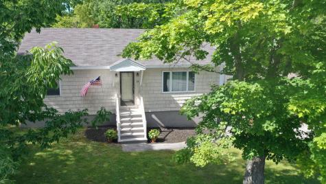 38 Louise Street Auburn ME 04210