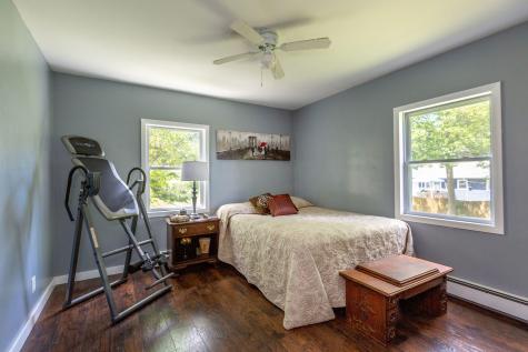 38 Louise Street Auburn ME 04210