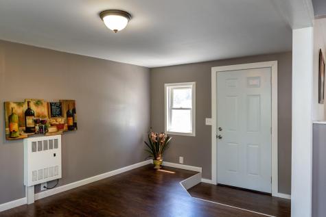 38 Louise Street Auburn ME 04210