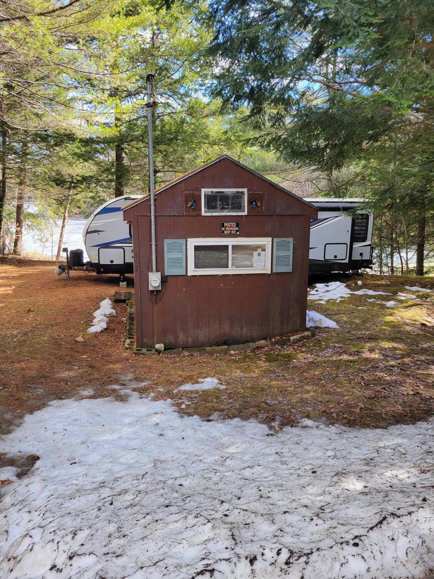 107 Mcquarrie Road Vassalboro ME 04989