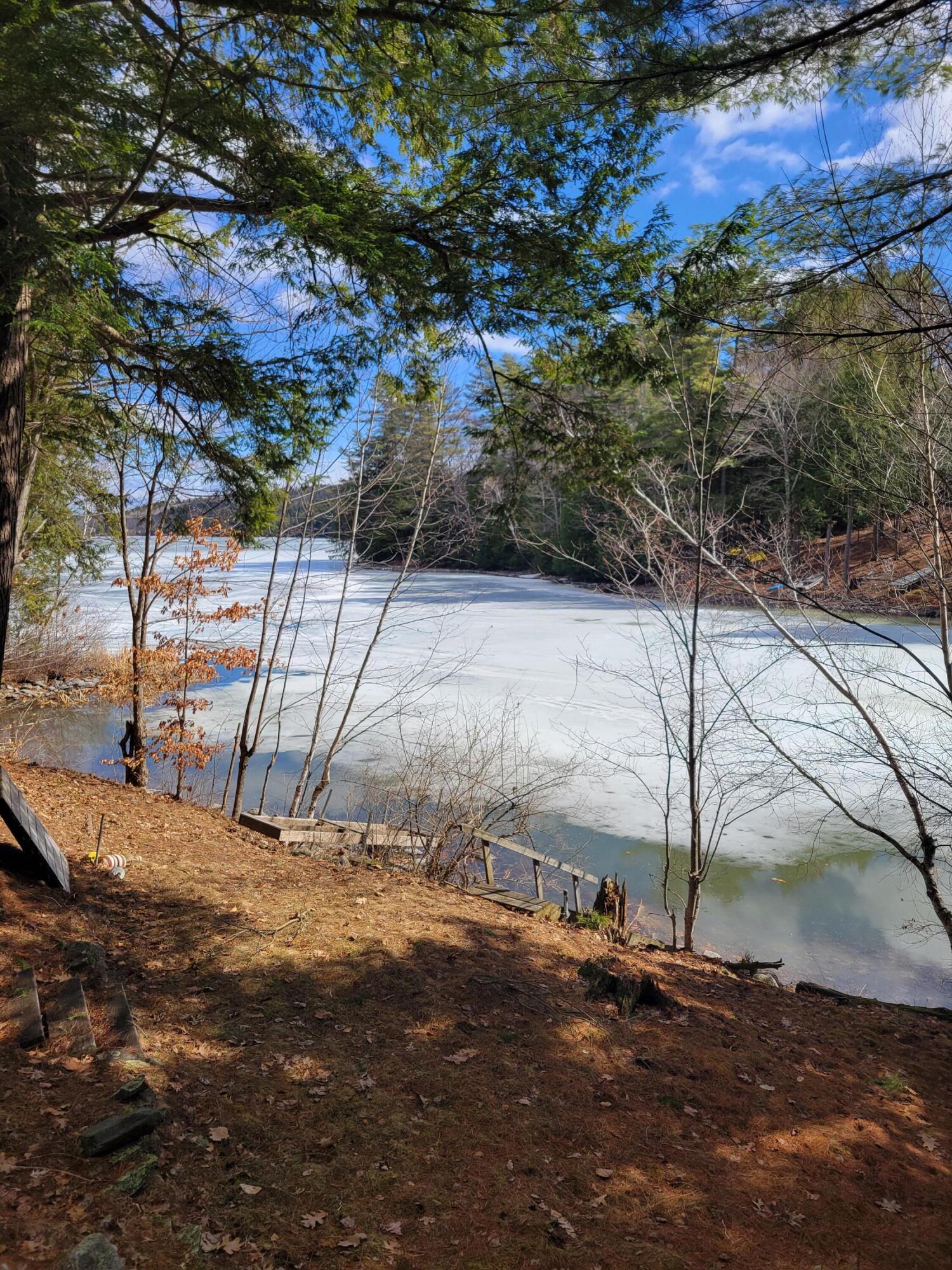 107 Mcquarrie Road Vassalboro ME 04989