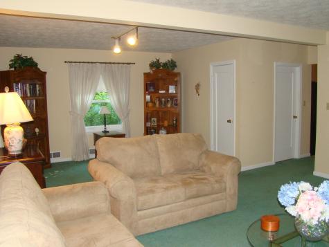 44 Dawes Avenue Auburn ME 04210