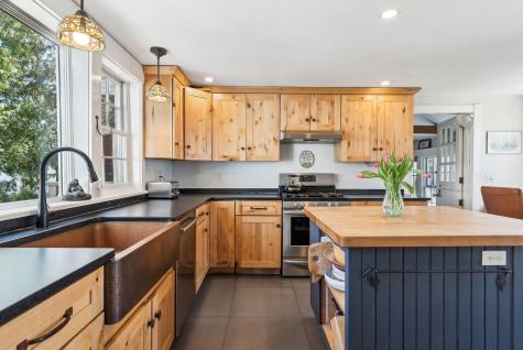 62 W Elm Street Yarmouth ME 04096