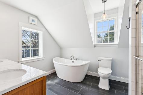 62 W Elm Street Yarmouth ME 04096