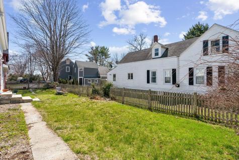 62 W Elm Street Yarmouth ME 04096