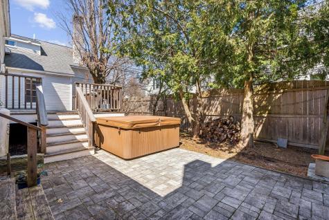62 W Elm Street Yarmouth ME 04096