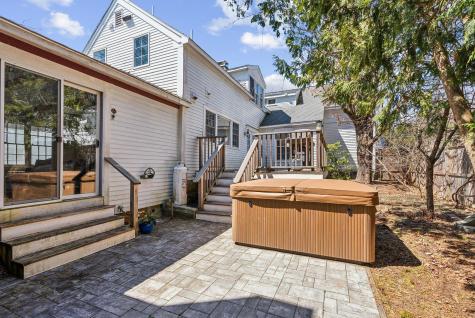 62 W Elm Street Yarmouth ME 04096