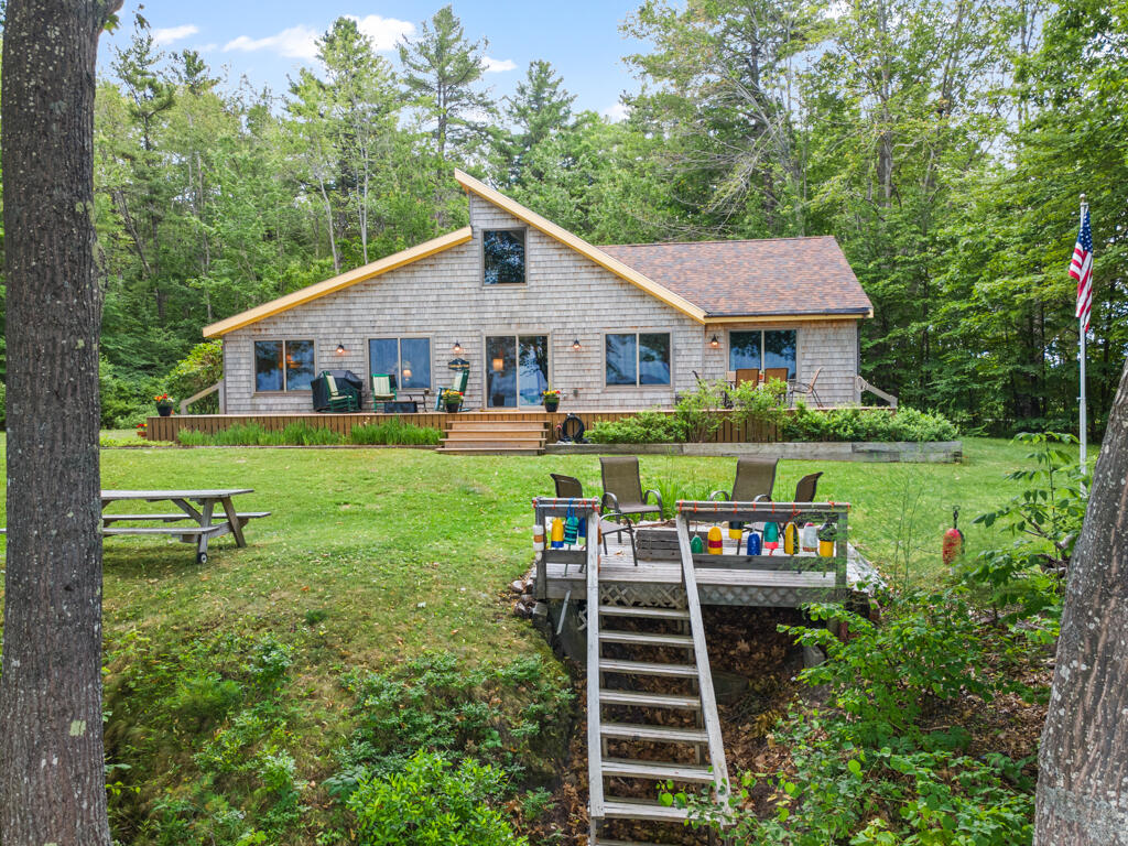 9 Broad Reach Road Chebeague Island ME 04017