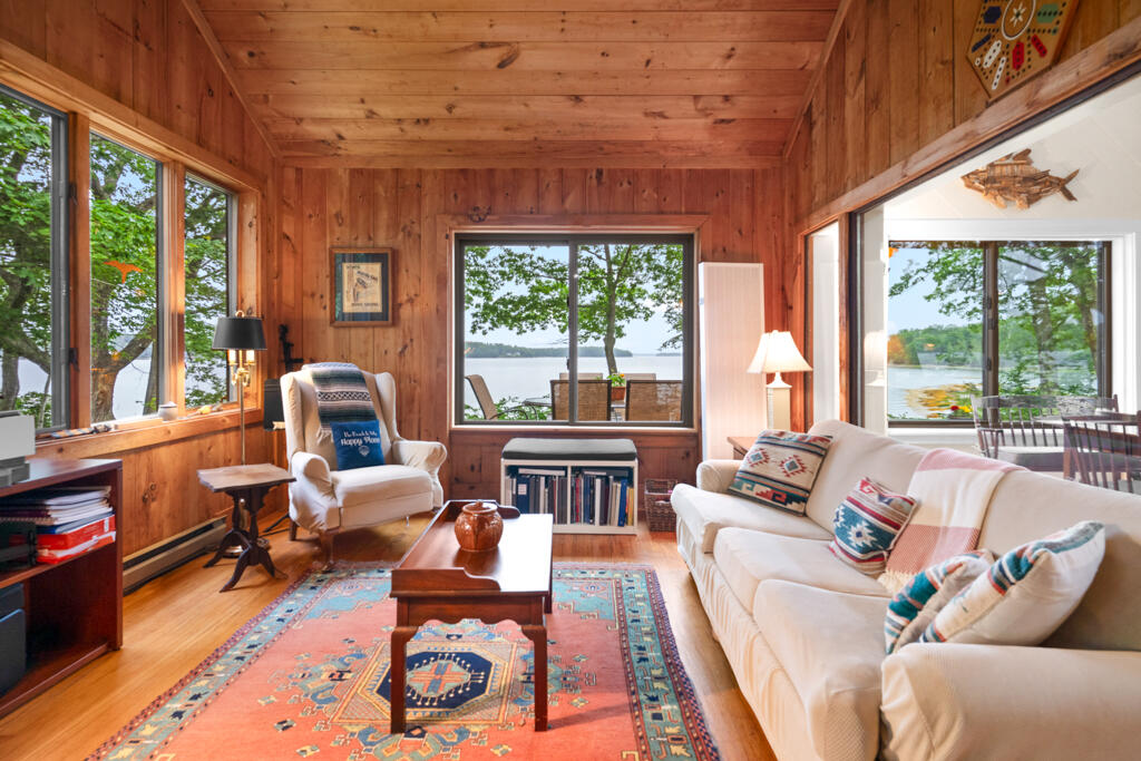 9 Broad Reach Road Chebeague Island ME 04017