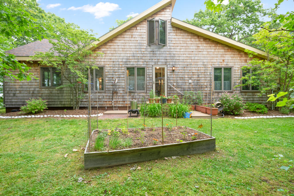 9 Broad Reach Road Chebeague Island ME 04017