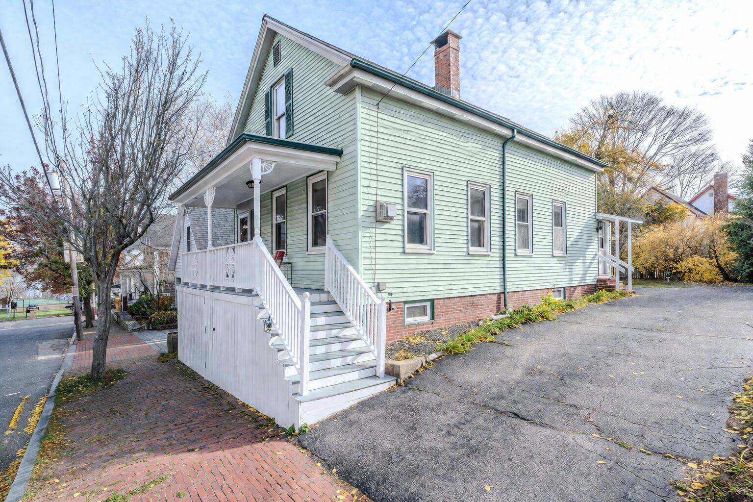 32 Melbourne Street Portland ME 04101