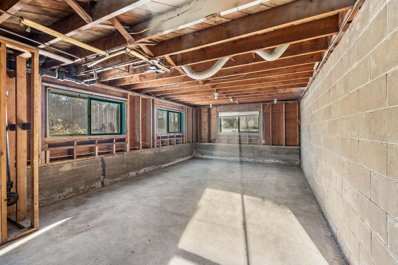 448 N River Road Auburn ME 04210