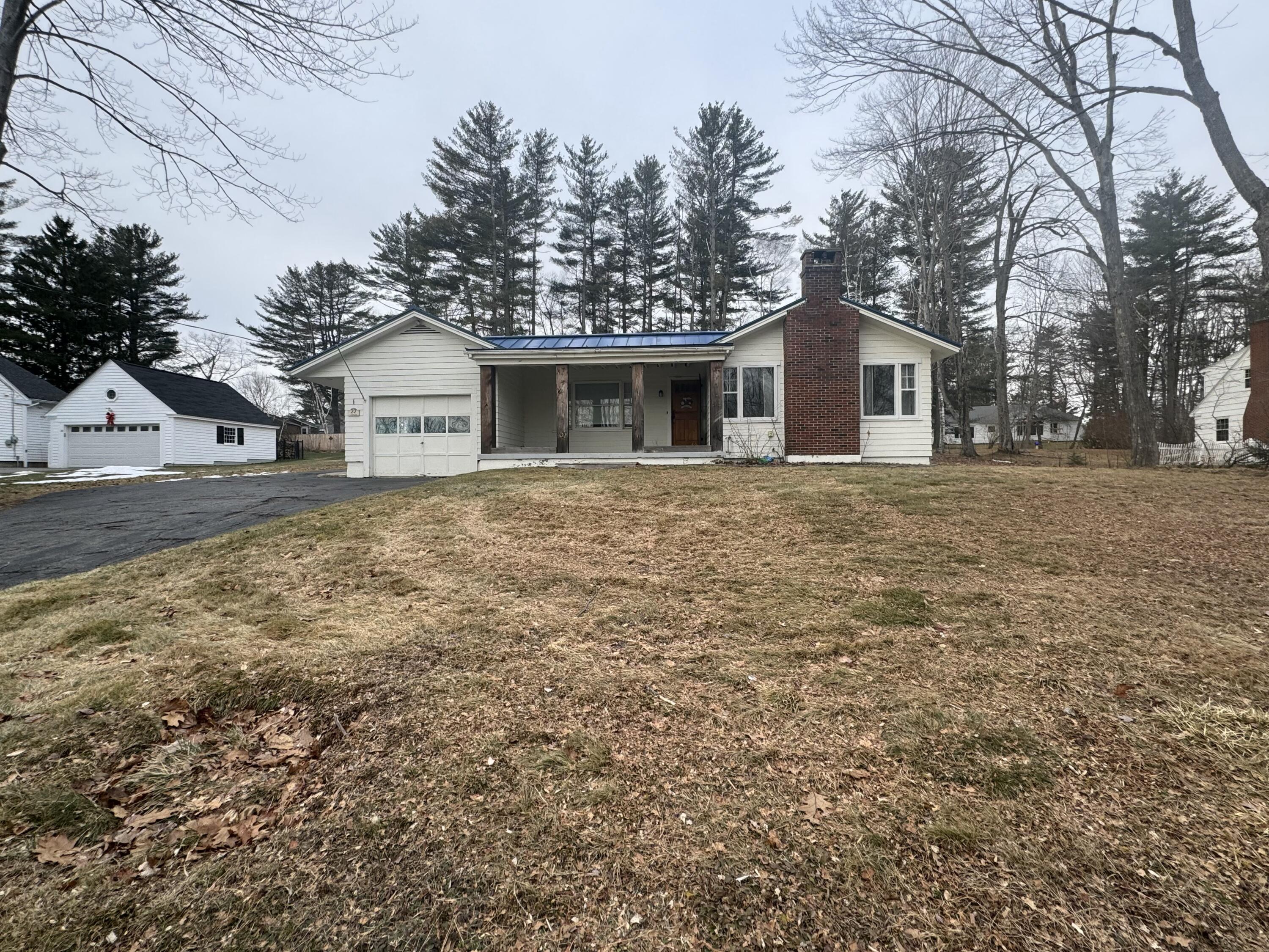 22 1st Rangeway Waterville ME 04901