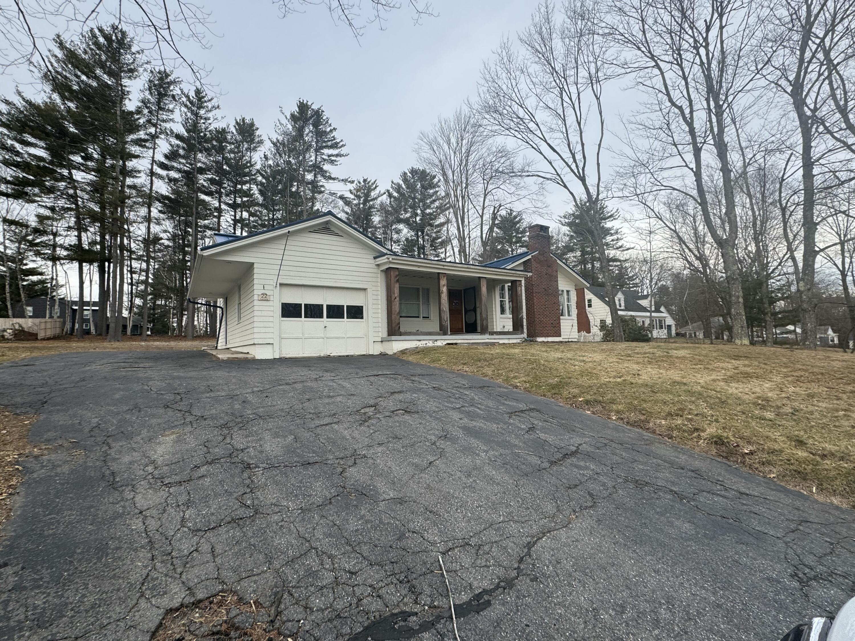 22 1st Rangeway Waterville ME 04901