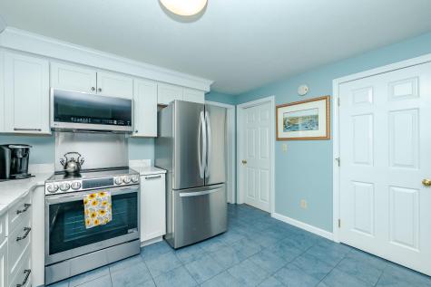 19 Alexander Drive Biddeford ME 04005