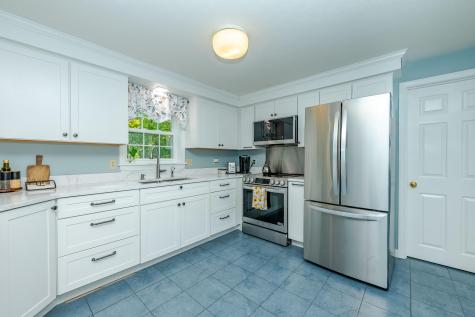 19 Alexander Drive Biddeford ME 04005