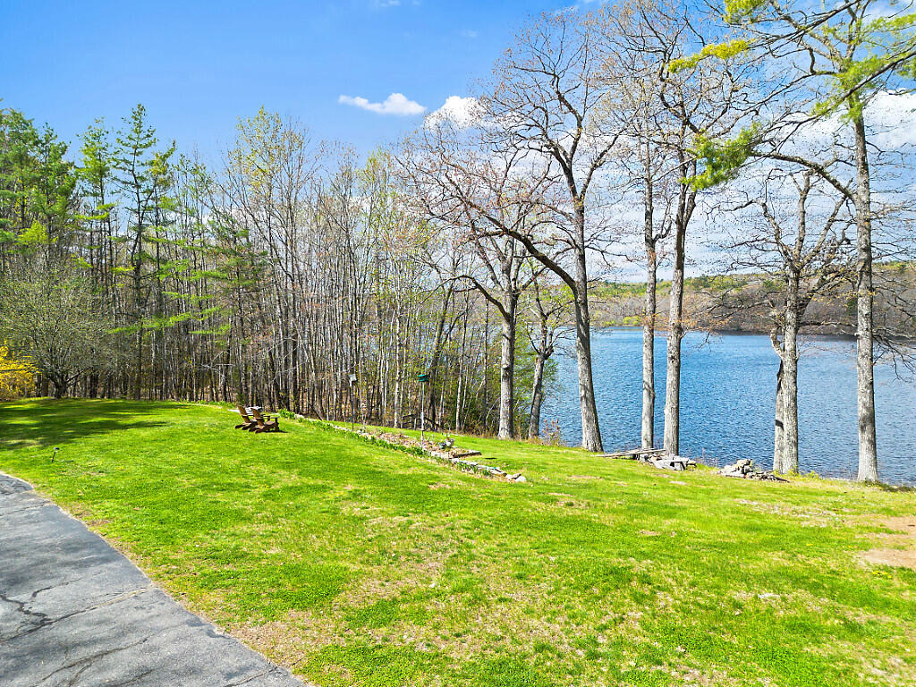 251 Cedar Grove Road Dresden ME 04342