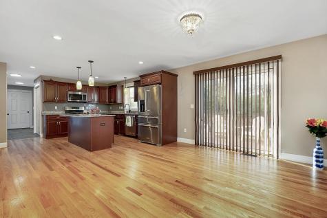 10 Rileys Way Falmouth ME 04105