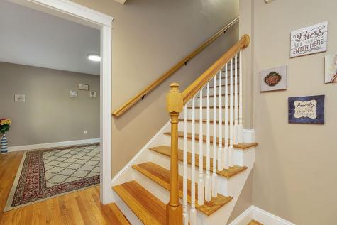 10 Rileys Way Falmouth ME 04105
