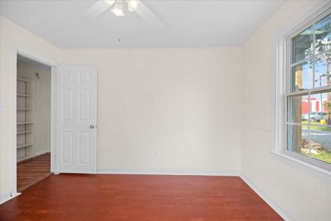 15 Jones Avenue Lewiston ME 04240