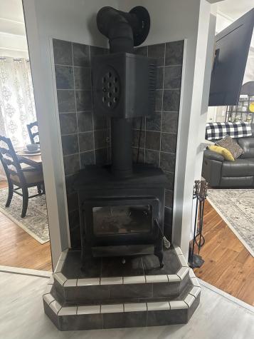 19 Pine Street East Millinocket ME 04430