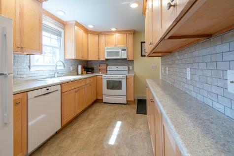 10 Fern Street Rockland ME 04841