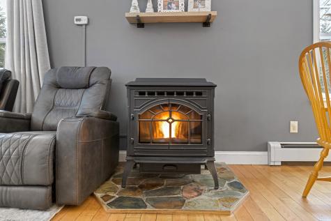 74 Victory Lane Glenburn ME 04401