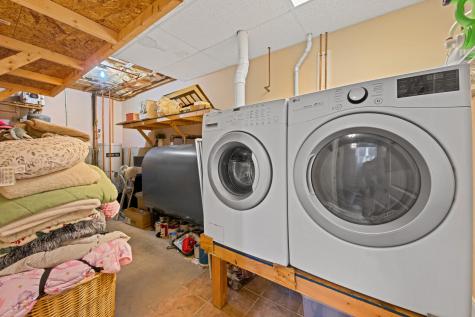 74 Victory Lane Glenburn ME 04401