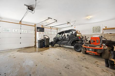 74 Victory Lane Glenburn ME 04401