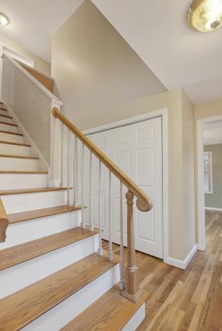 350 Hillside Street Yarmouth ME 04096