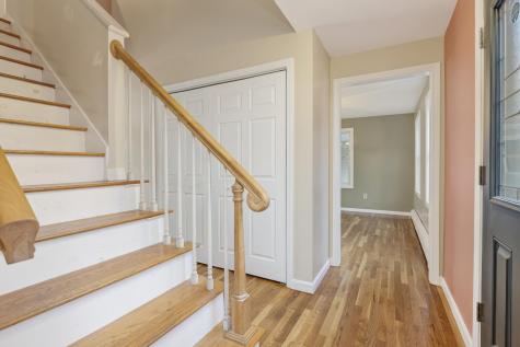 350 Hillside Street Yarmouth ME 04096
