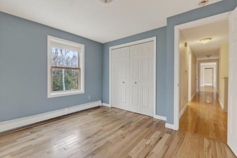 350 Hillside Street Yarmouth ME 04096