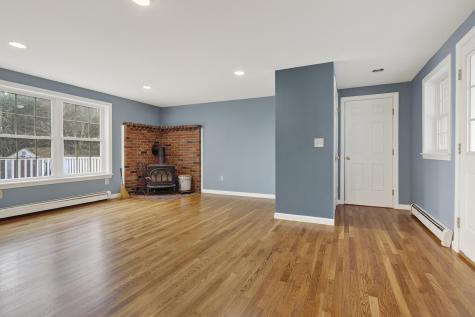 350 Hillside Street Yarmouth ME 04096