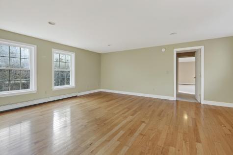 350 Hillside Street Yarmouth ME 04096