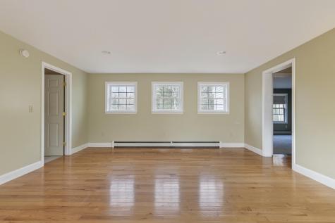 350 Hillside Street Yarmouth ME 04096