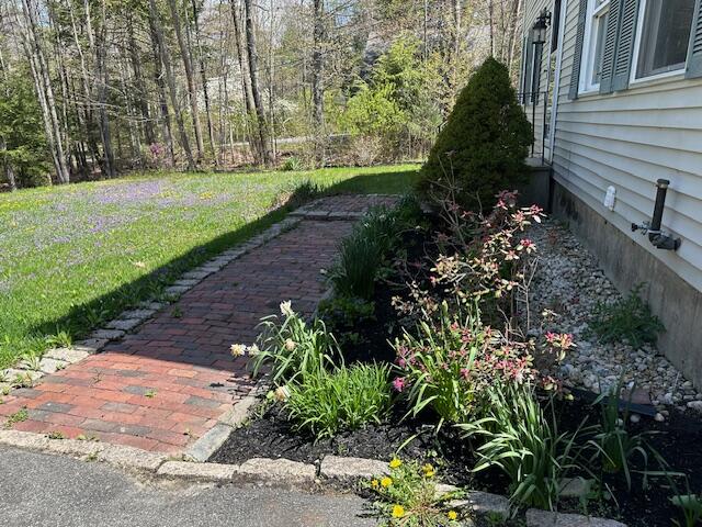 350 Hillside Street Yarmouth ME 04096