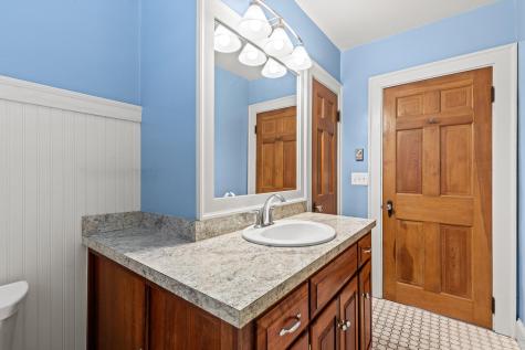 32 Wolcott Street Portland ME 04102