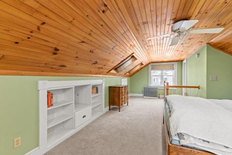 32 Wolcott Street Portland ME 04102