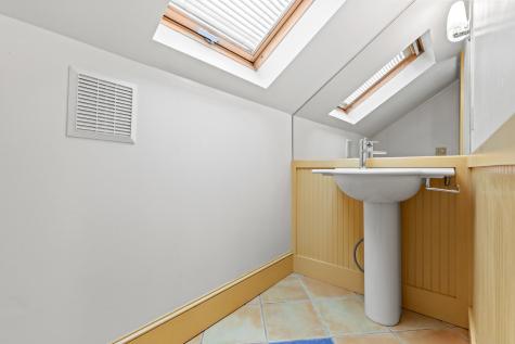 32 Wolcott Street Portland ME 04102